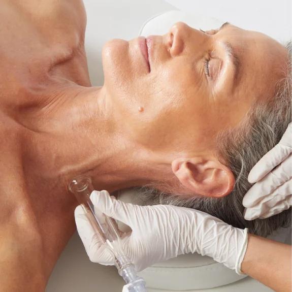 Ooh La La Platinum Hydrafacial